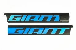Giant - Cache Latéral (Side Panel) Pour Batterie Energypak 500 Wh Top Release -Promos Vélo Électrique Magasin giant cache lateral pour batterie energypak bleu clair 3840x2160