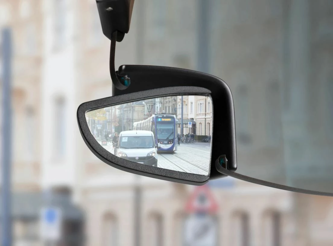 TriEye - View Sport Photo Chromatic - Lunettes De Soleil Avec Verre Photochromique Et Rétroviseur 6 TriEye - View Sport Photo Chromatic - Lunettes De Soleil Avec Verre Photochromique Et Rétroviseur – Image 4